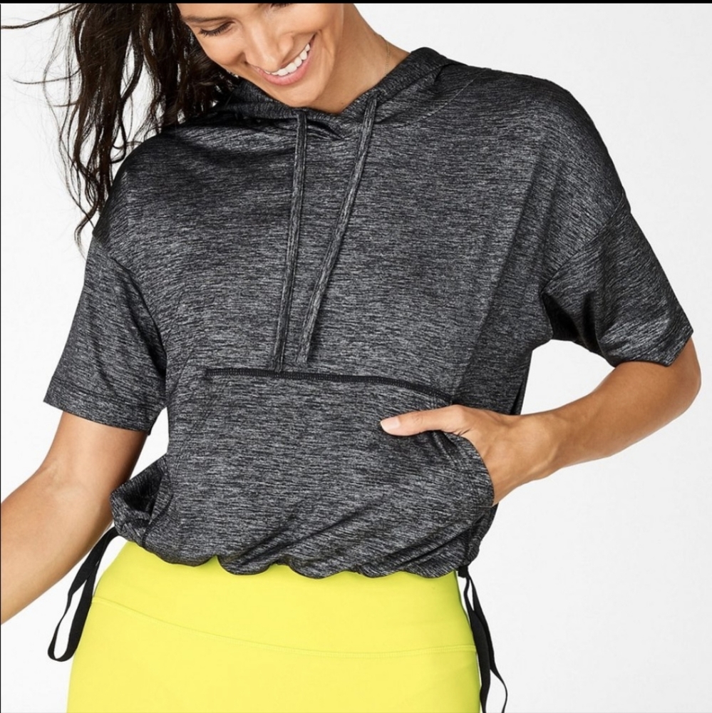 FABLETICS • Crop Short Sleeve Hoodie